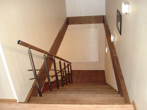 Отделка лестницы на второй этаж