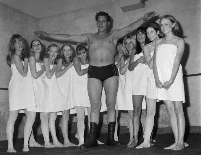 19-летний Андре Гигант на парижском модном шоу, 1966 дети, известность, история, фото