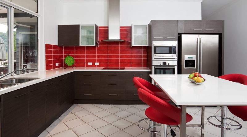 Советы по выбору обоев для кухни: цвет, практичность и дизайн (+40 фото)