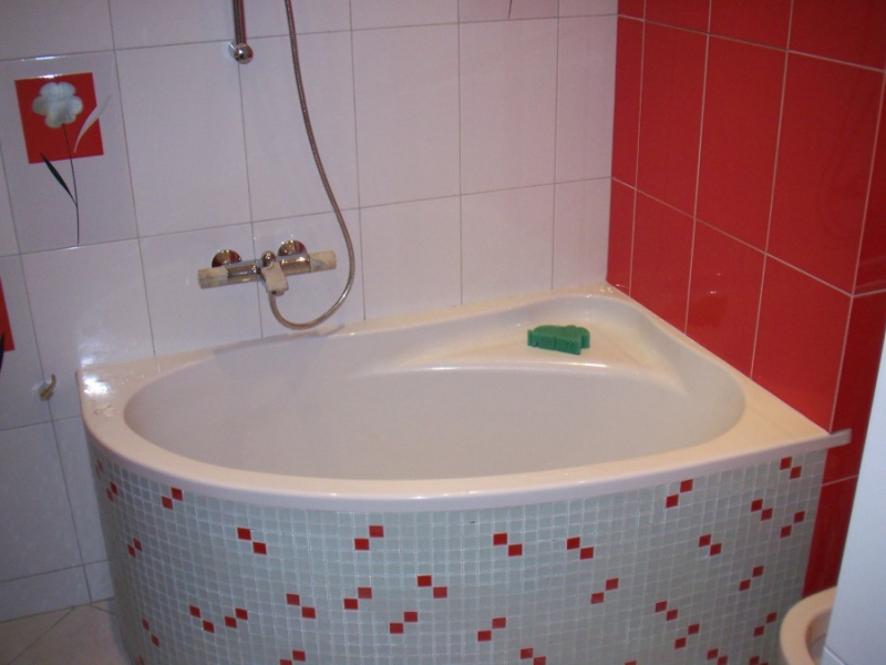 Отделка маленькой ванной комнаты – секреты и особенности