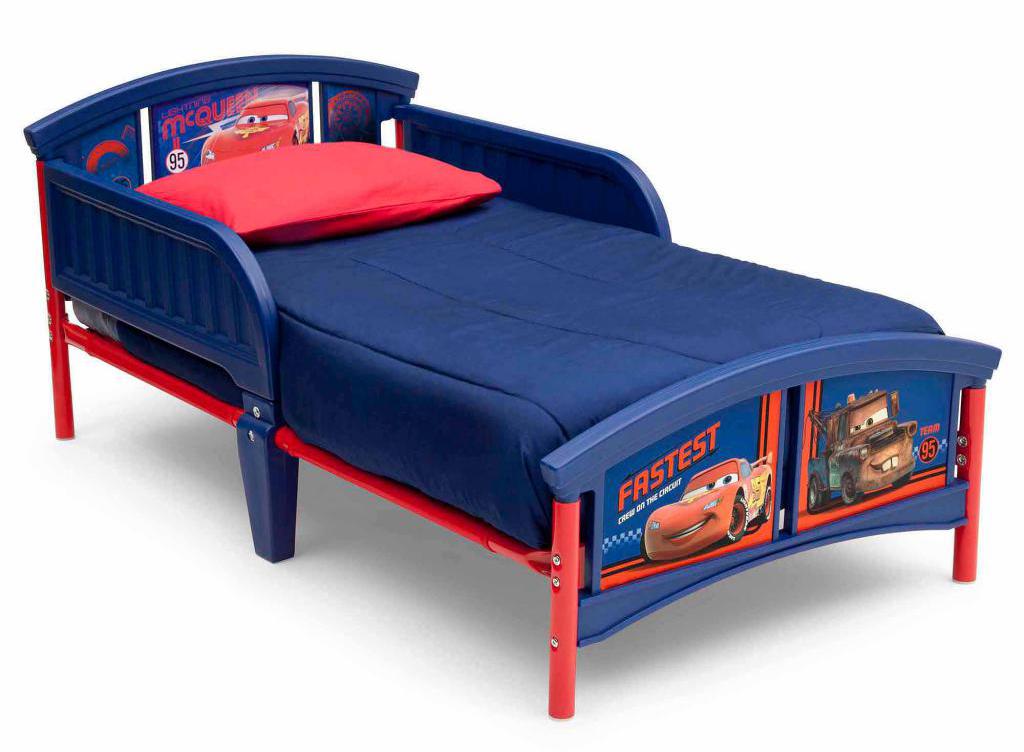 кровать с бортиками для дошкольников