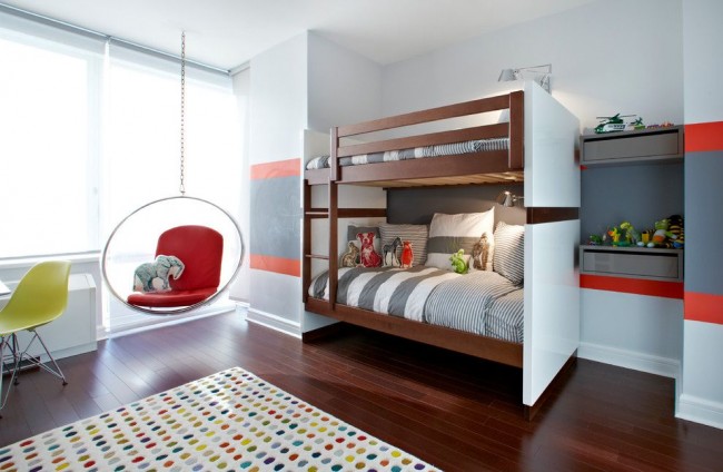 Дизайн комнаты среднего размера с практичным зонированием