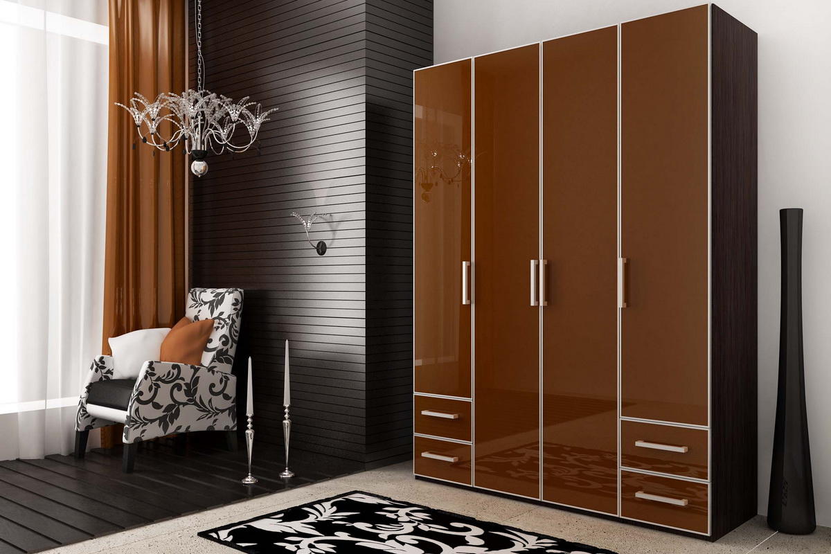 Распашной шкаф-купе может быть как отдельно самостоятельным шкафом или входить в мебельную композицию с различными элементами