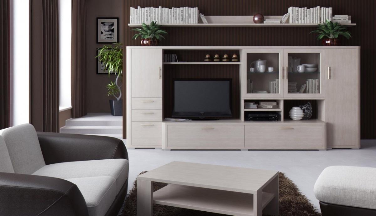 Для гостиной вполне можно подобрать простую мебель, главное – чтобы она была функциональной и обязательно нравилась вам своим внешним видом