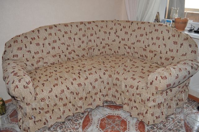 Чехол на резинке на угловой диван