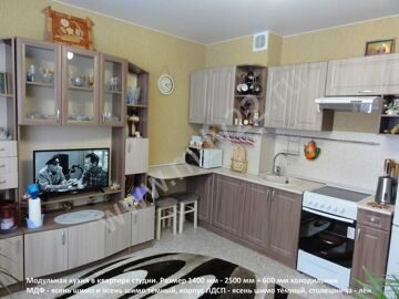 Угловая кухня в квартире-студии 97/87 серии (пр-д Юж.-Власихинский, 44) Размер 1400 мм - 3100 мм