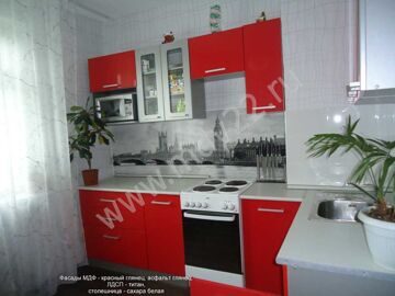 Кухня красного цвета. МДФ - красный глянец и асфальт глянец
