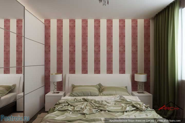 Интерьер спальни с обоями в красную и белую полоску. Фото