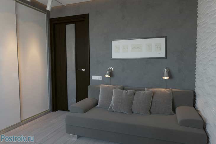 Дизайн спальни с декоративным оформлением стен - Фото