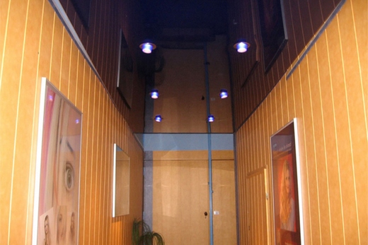 Натяжной потолок в коридоре, фото