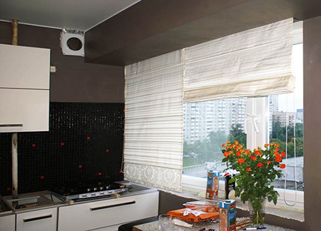 Рулонная штора для маленькой кухни