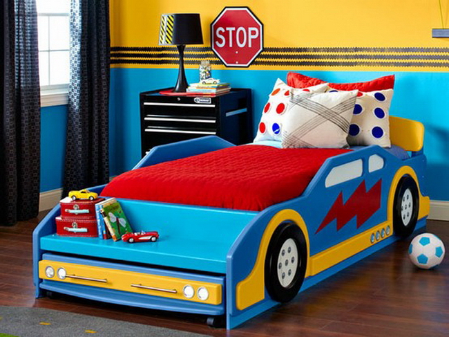 Детская кровать машина для мальчика