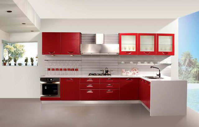 Дизайн красной угловой кухни