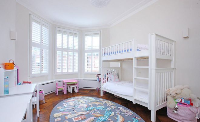 Мебель для детской комнаты для двух девочек