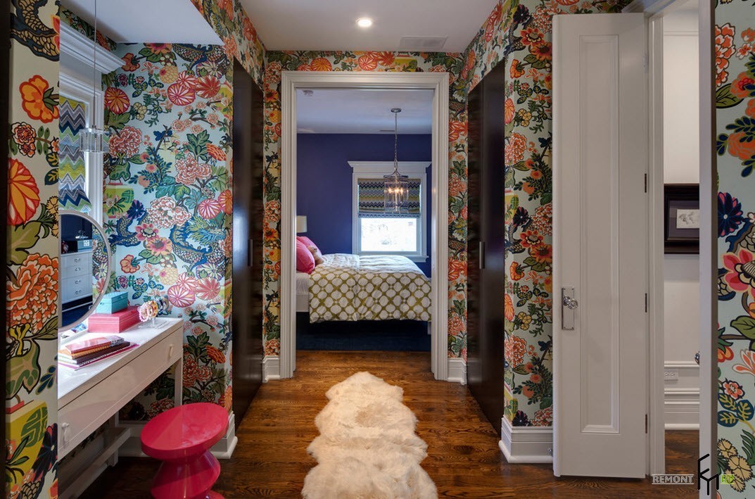 100 идей дизайна: обои в спальне, Варианты отделки стен обоями на фото
