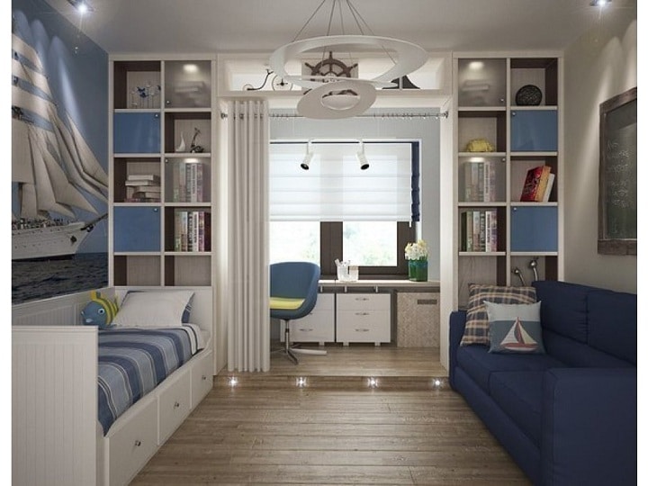 В больших комнатах зонировать комнату возможно на несколько мест. Шкафы могут отделять различные по функционалу помещения, например рабочую зону и спальню.