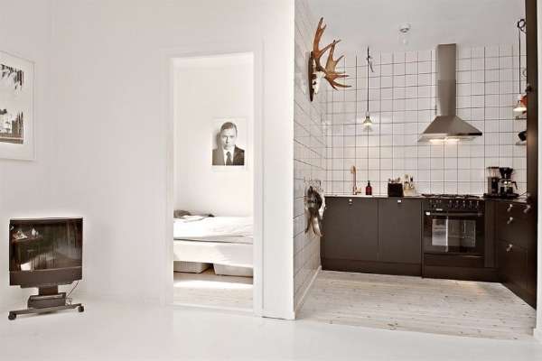 Дизайн интерьера кухни в маленьких квартирах студиях - фото в черно-белом цвете
