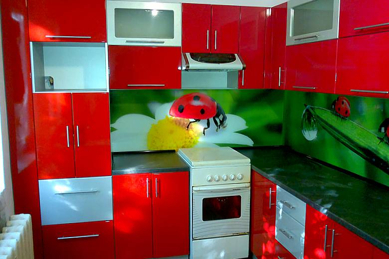 Дизайн кухни зеленого цвета (реальные фото)