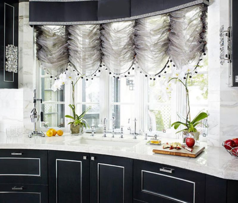 Дизайн интерьера: французские шторы для кухни