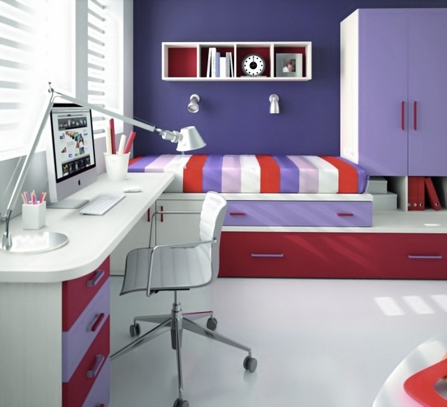 Яркие оттенки мебели в спальне ребенка