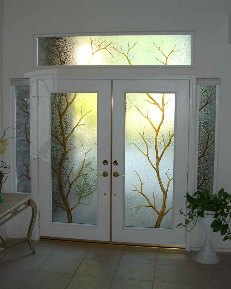 Дизайн двери со стеклом