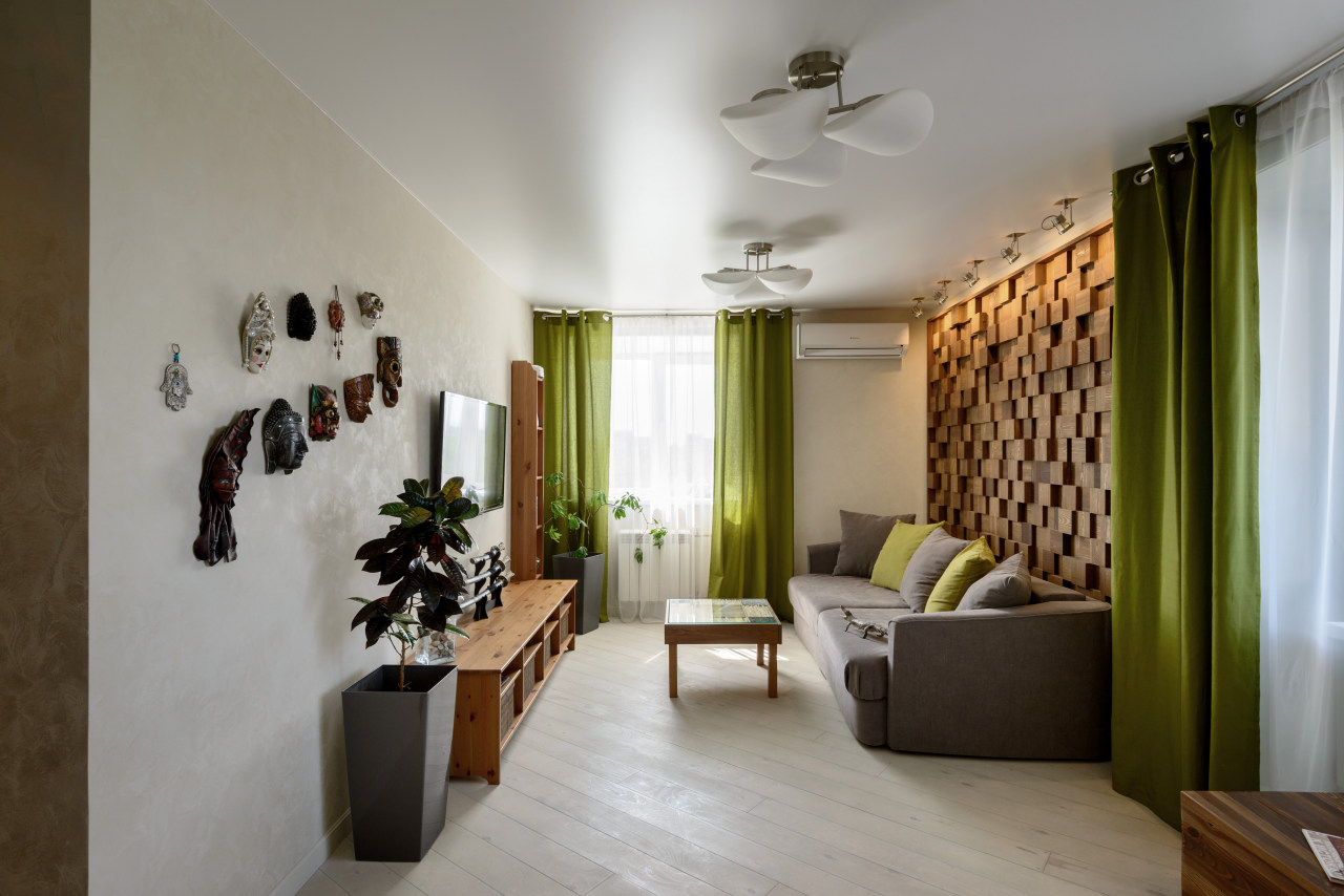 Дизайн однокомнатной квартиры деревянный