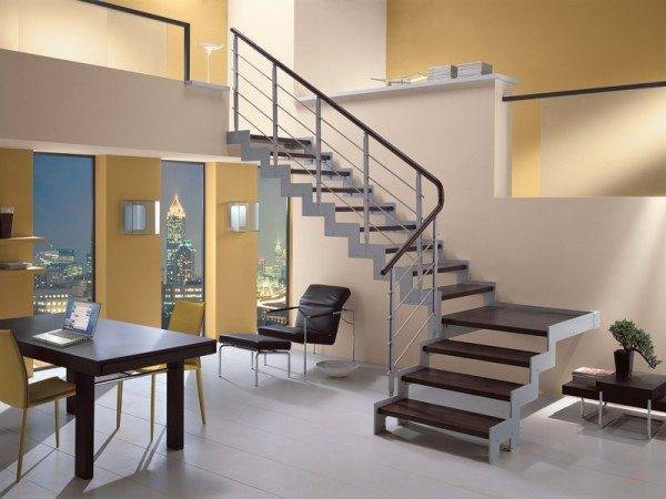 Готовые лестницы – особенности современных конструкций