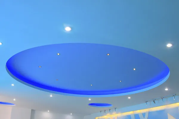 Синий потолок — стоковое фото