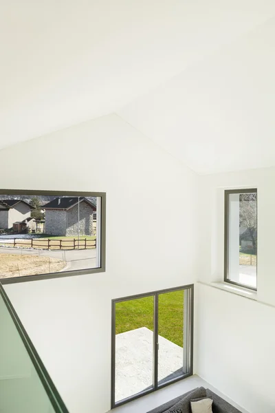Интерьер современного дома — стоковое фото